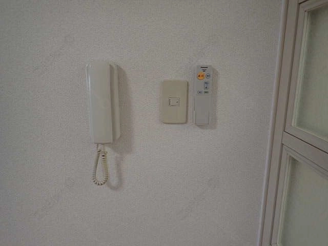インターホン