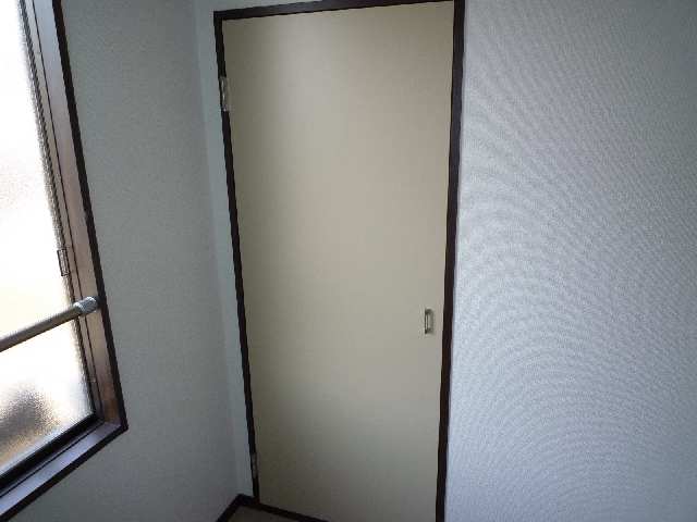 北面洋室６帖収納