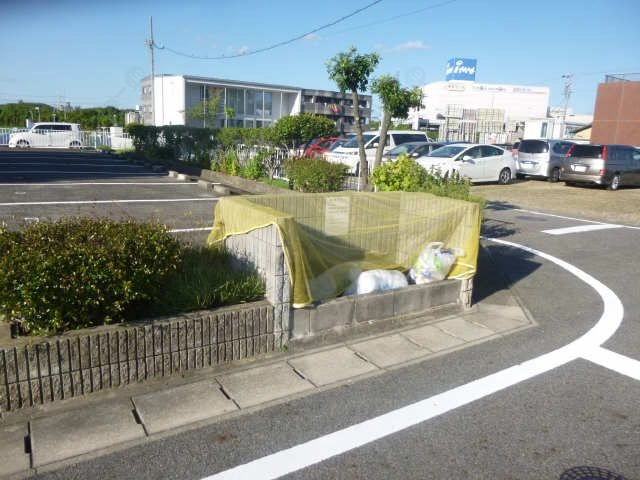 ゴミステーション