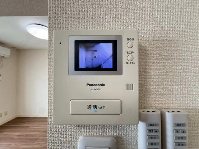 モニター付きインターホン