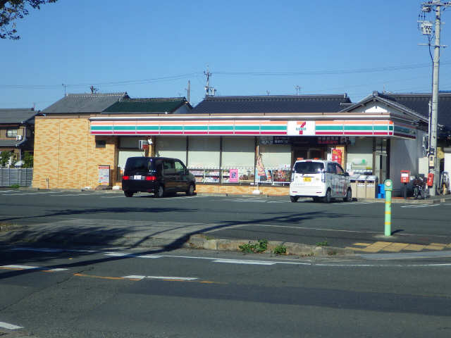 セブンイレブン徒歩５分