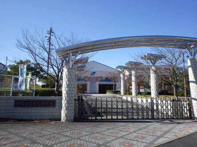 中学校徒歩９分