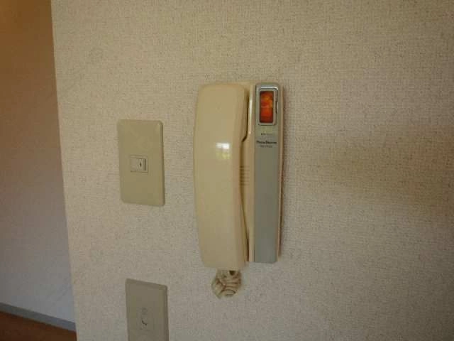 インターホン