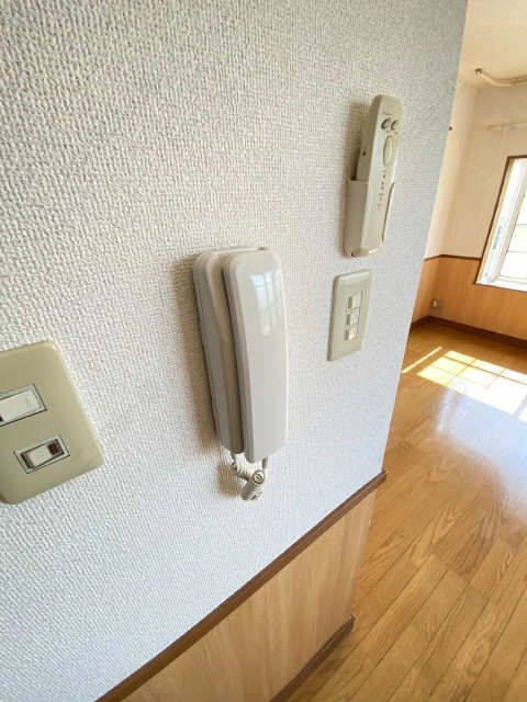 インターホン
