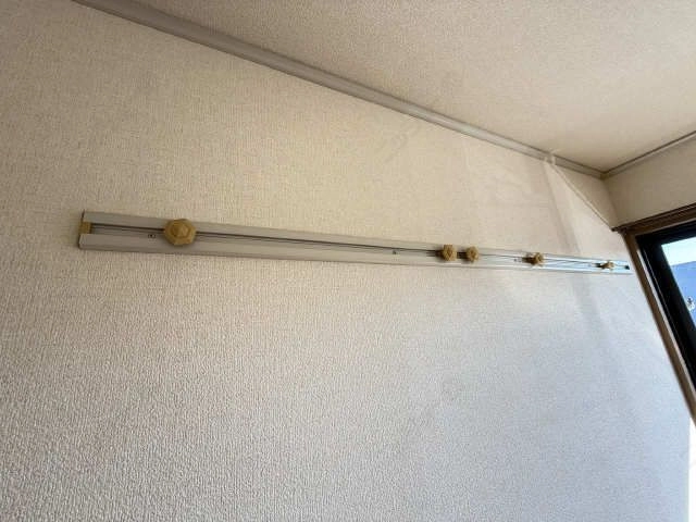 ハンガーバー