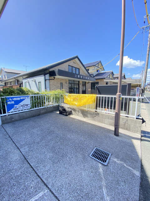 敷地内ゴミ捨て場