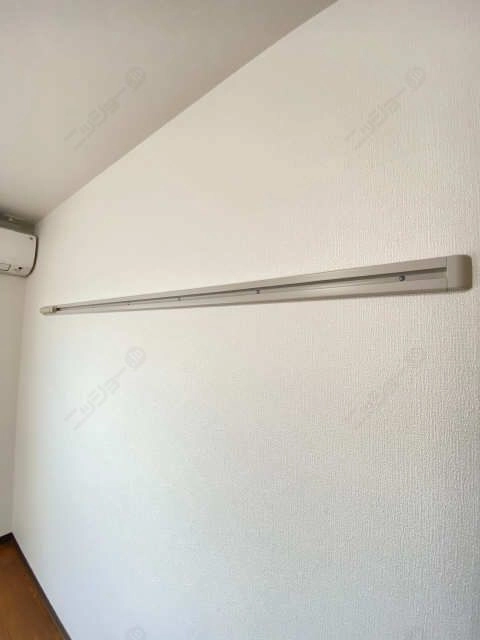 ハンガーバー