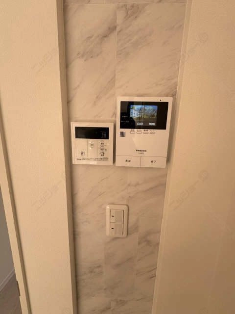 モニター付きインターホン