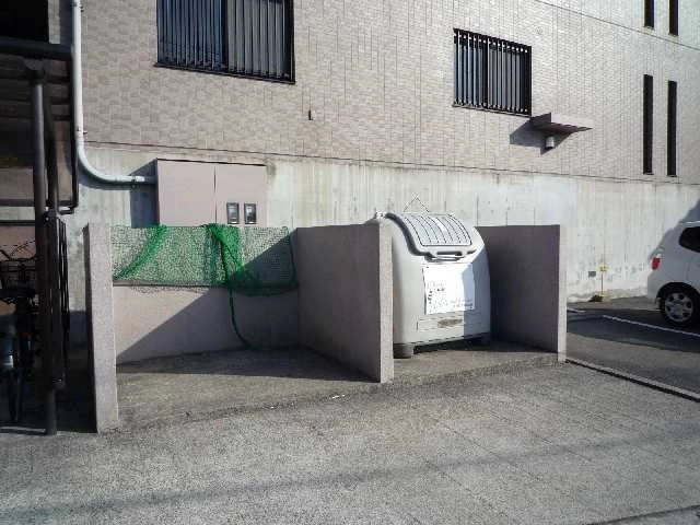 ゴミステーション