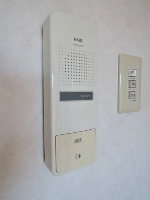 インターホン