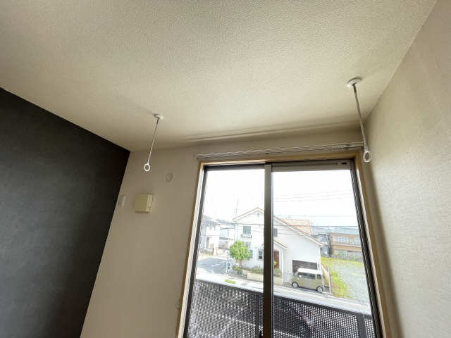 2階東洋間室内物干