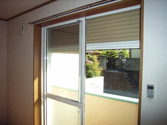 シャッター雨戸