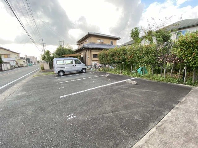 駐車場-南側
