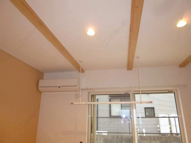 室内物干し、エアコン