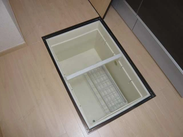 床下収納庫
