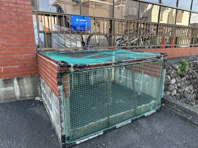 ゴミ捨て場