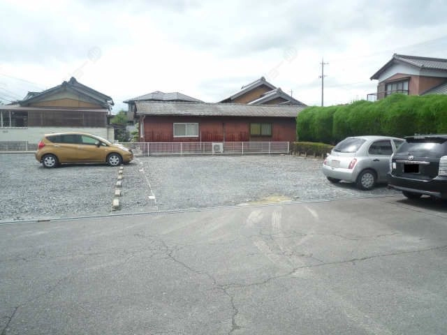 敷地外駐車場
