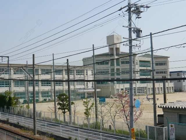 日永小学校