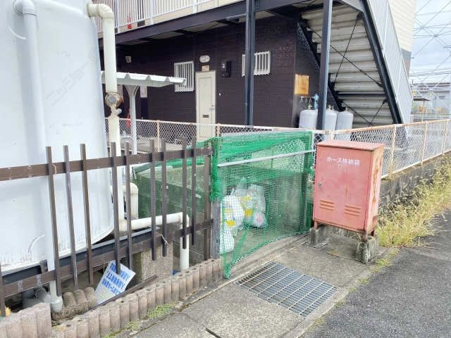 ゴミ置き場