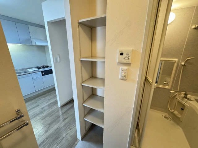 収納 棚