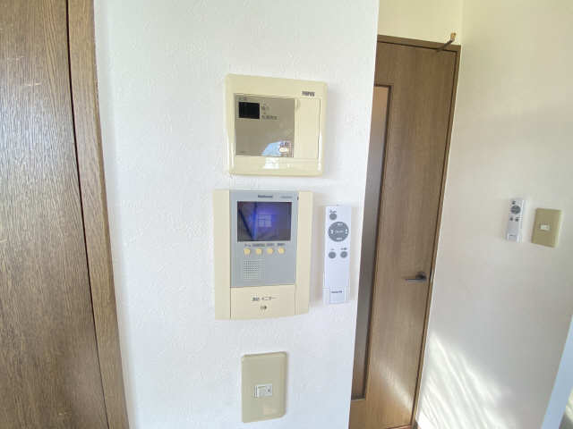 モニター付きインターホン