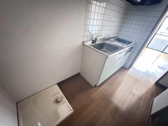 冷蔵庫置き場