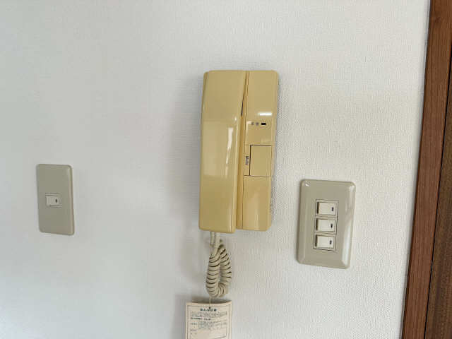 インターホン