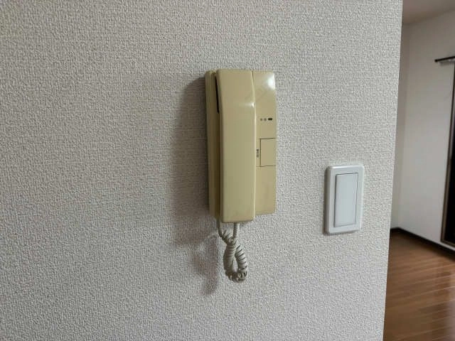 インターホン
