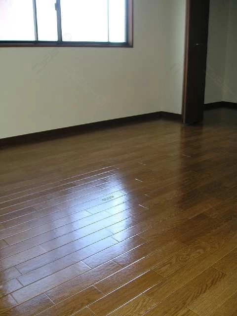 中洋間