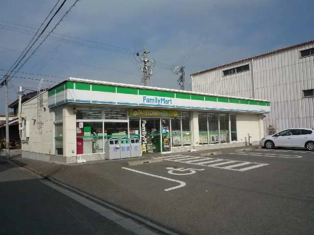 ファミリーマート
