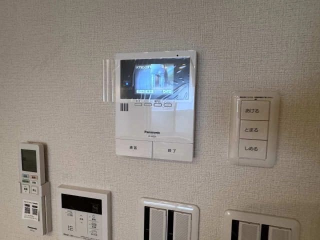 モニター付きインターホン