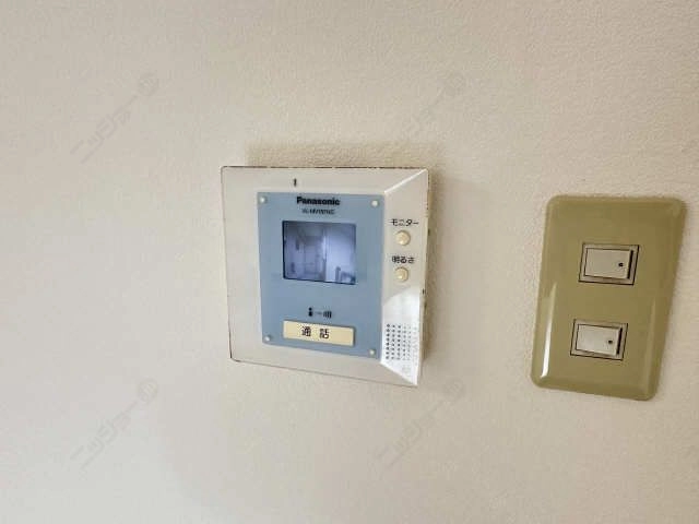 モニター付きインターホン
