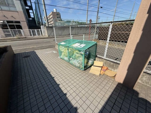 ゴミステーション