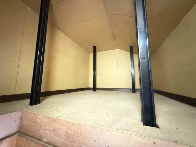 小屋裏収納内