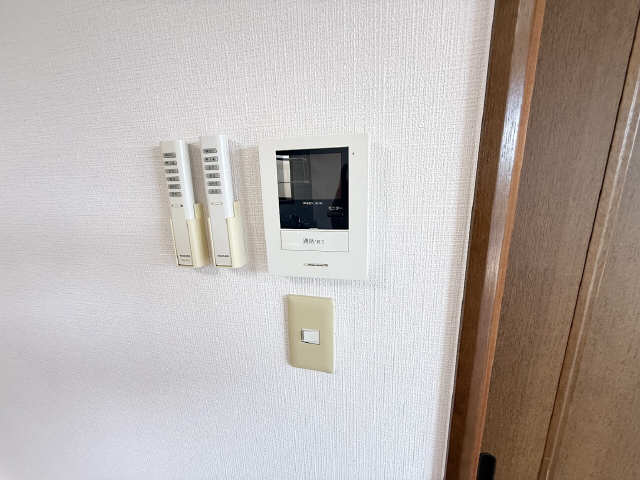 モニター付きインターホン