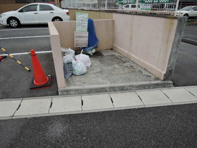 ゴミステーション