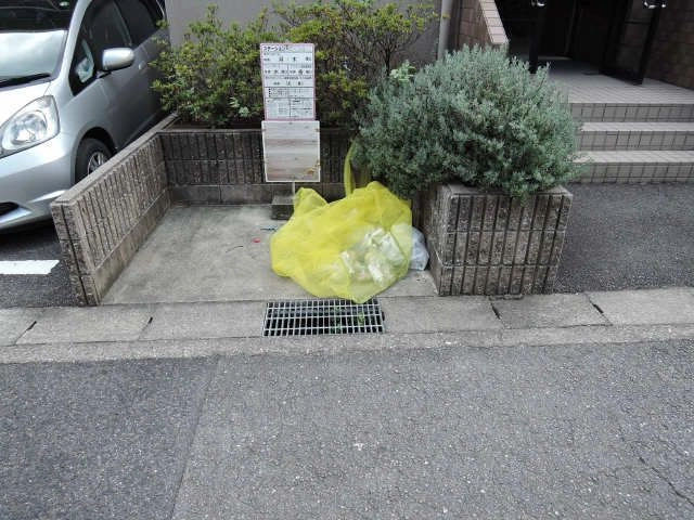 ゴミステーション