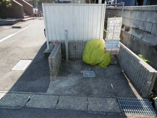 ゴミステーション