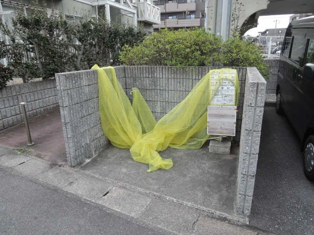 ゴミステーション