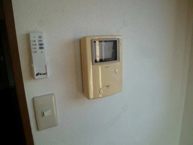 モニター付きインターホン