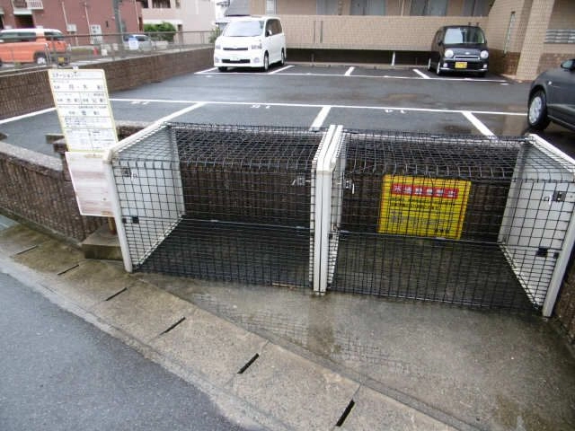 ゴミステーション