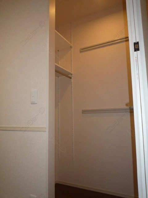 ウォークインックローゼット