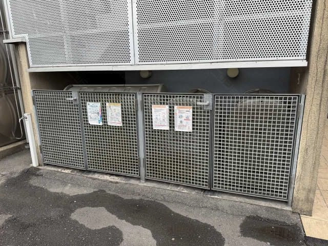 ゴミ置き場