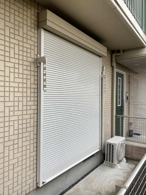 シャッター雨戸