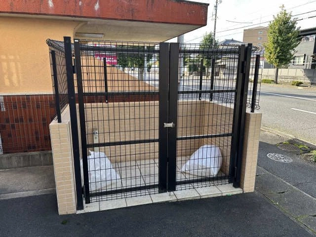 ゴミ置き場