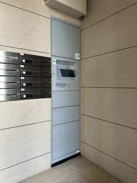 宅配ボックス
