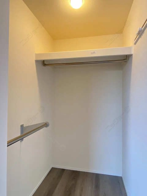 ウォークインクローゼット