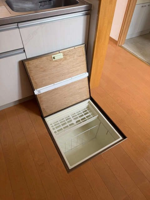 床下収納