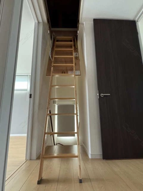 小屋裏収納