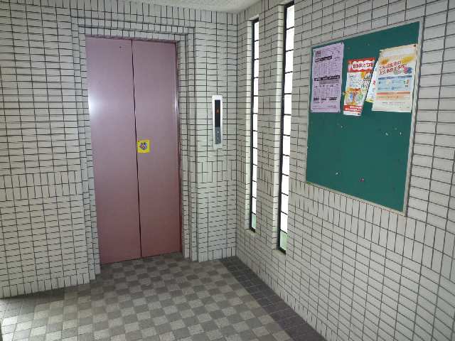 エレベーターホール